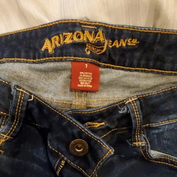 Capris - Picture 2 of 2